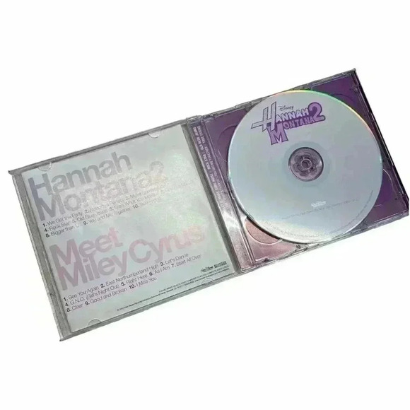 Disney Hannah Montana 2 Meet Miley Cyrus Album TV Soundtrack 2-Disc Set - Picture 5 of 6